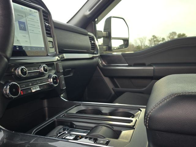 2022 Ford F-150 XLT:B02121