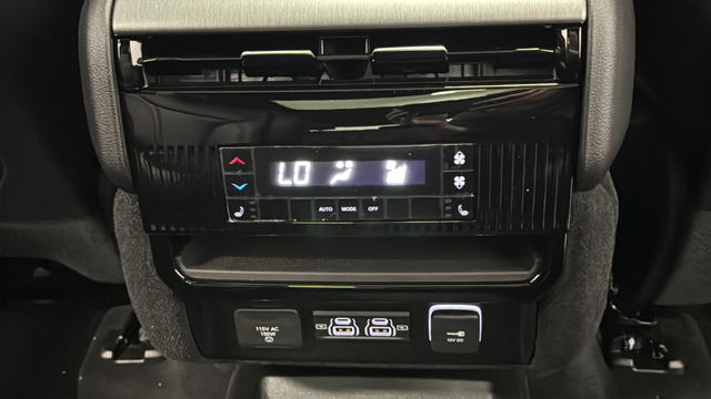 New 2026 High Gloss Black Jeep Limited Reserve image 39