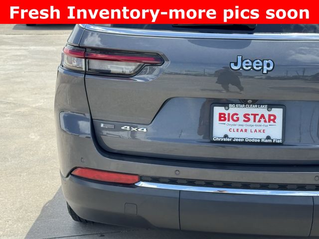 2023 Jeep Grand Cherokee L Limited Gray at Community Kia