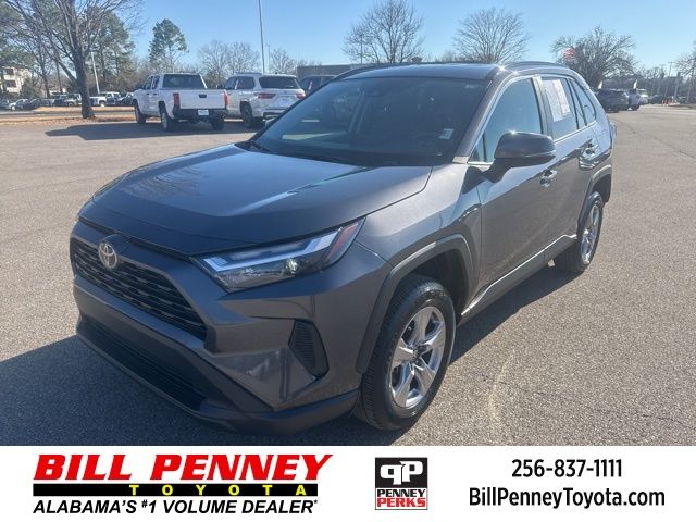 2025 Toyota RAV4 XLE FWD