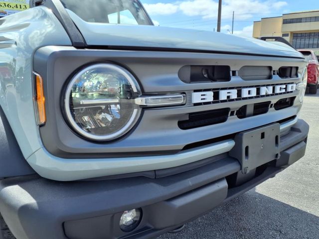 2022 Ford Bronco Big Bend photo
