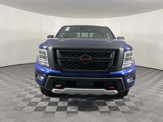 2024 Nissan Titan PRO-4X 3