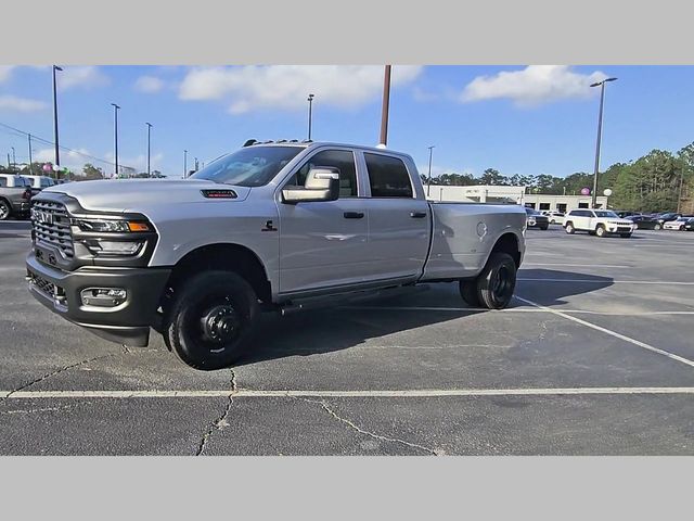 2026 Ram 3500 Tradesman Crew Cab 4x4 8' Box