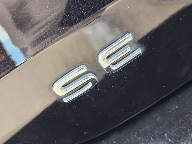2023 Volkswagen Taos 1.5T SE Black at DeMontrond Auto Country