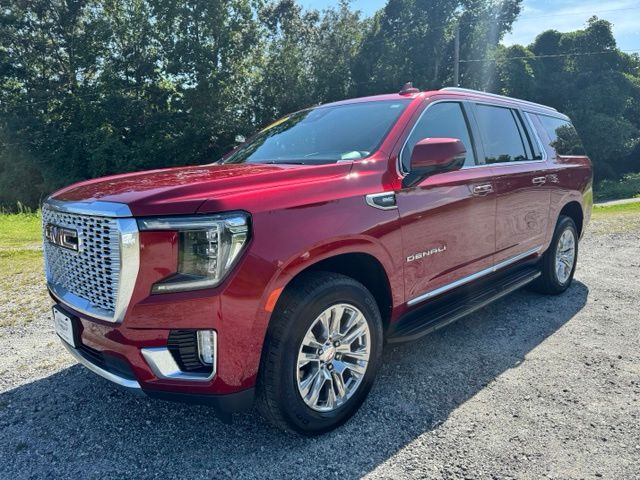 Used 2024 Red GMC Denali image 4