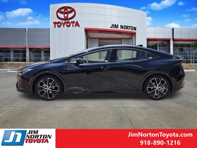 Used 2024 Toyota Prius Hatchback