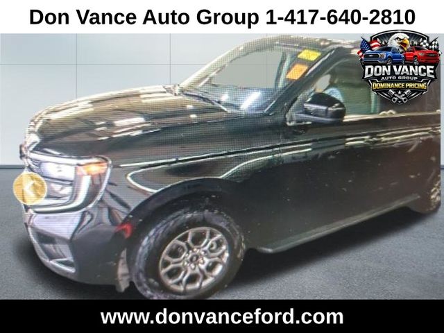 Black Metallic 2025 Ford Expedition MAX Active 4WD SUV / Crossover Four-Wheel Drive Automatic