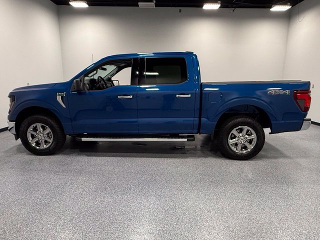 Used 2025 Blue Ford XLT image 5