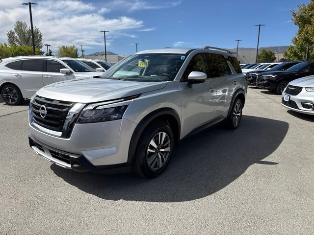 Brilliant Silver Metallic 2025 Nissan Pathfinder SUV / Crossover All-Wheel Drive 9-Speed Automatic
