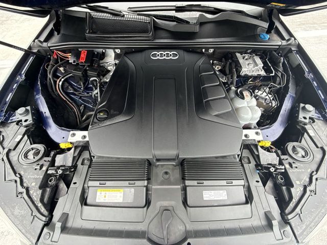 2021 Audi Q7 - $31,588