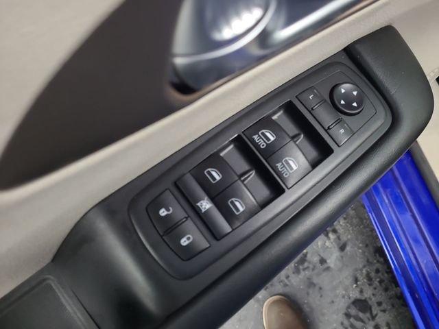2019 – Chrysler – Pacifica