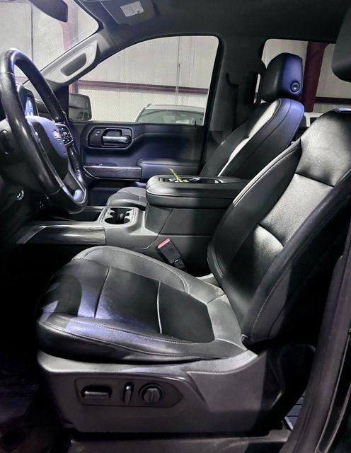 Used 2021 Black Chevrolet LTZ image 9