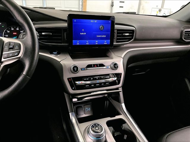 2023 Ford Explorer XLT Silver at Grove City Ford
