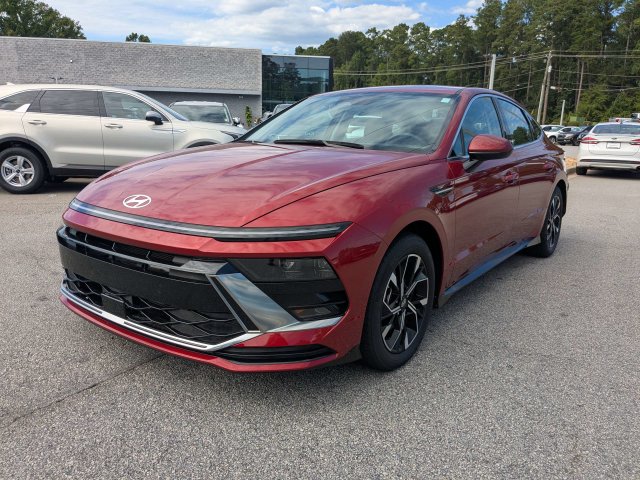 Used 2025 Hyundai Sonata Sedan