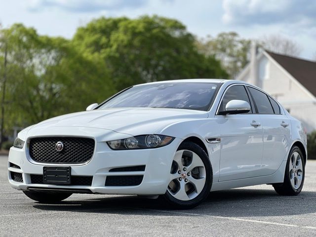 White 2018 Jaguar XE 25t RWD Sedan Rear-Wheel Drive 8-Speed Automatic