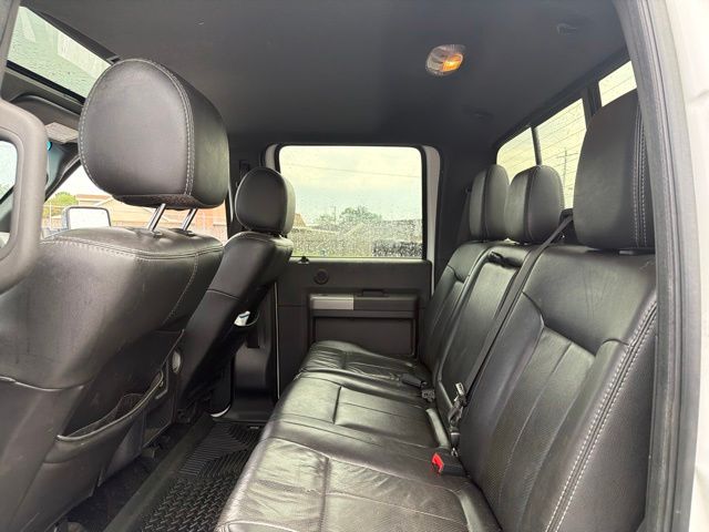 Used 2012 White Ford Lariat image 10