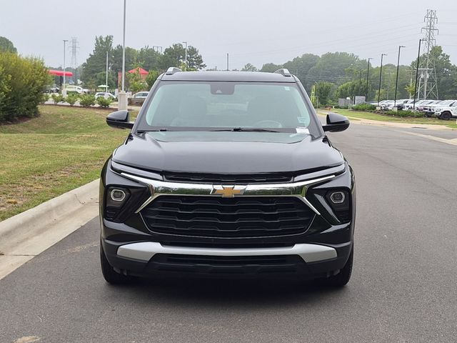 Used 2025 Black Chevrolet LT image 16
