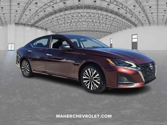 Garnet Pearl 2024 Nissan Altima 2.5 SV FWD Sedan Front-Wheel Drive Continuously Variable Transmission