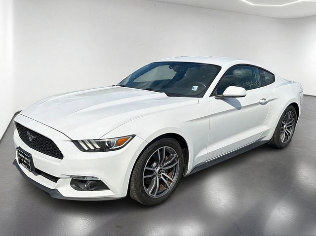 Oxford White 2017 Ford Mustang Coupe Rear-Wheel Drive 6-Speed Automatic