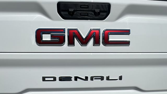 2024 GMC Sierra 2500HD Denali 18