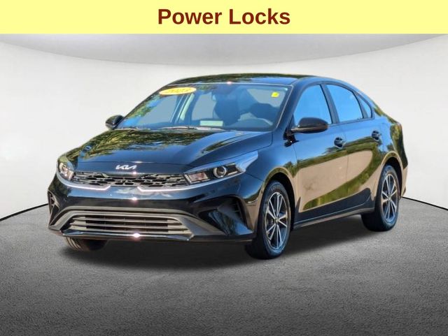 2023 Kia Forte LXS 9