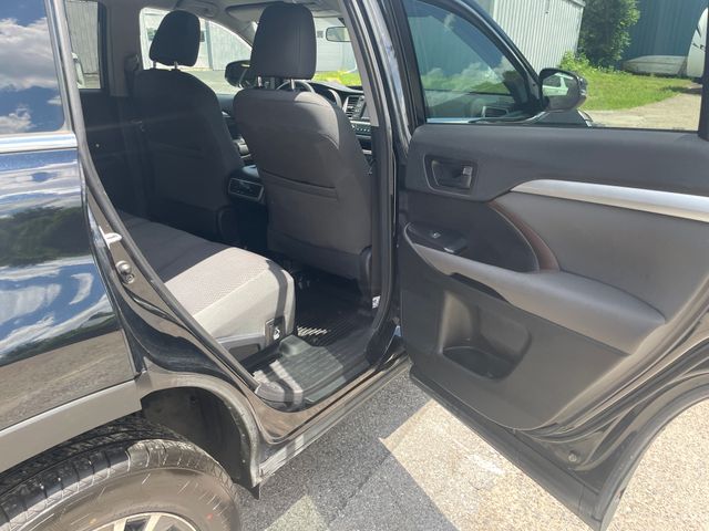 Used 2018 Toyota Highlander SUV