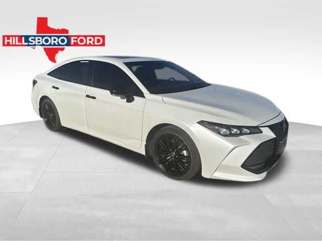 2022 Toyota Avalon Hybrid XSE 7