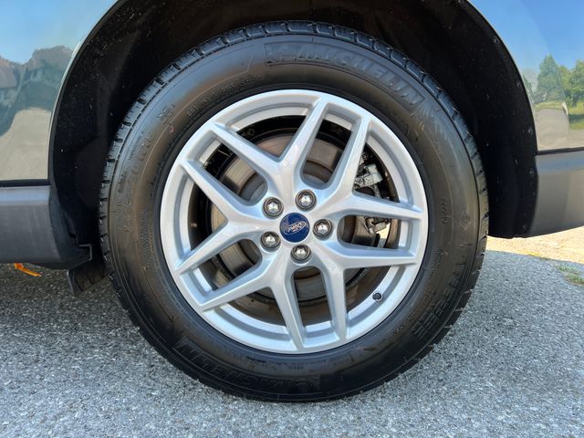 Used 2022 Ford Edge SUV
