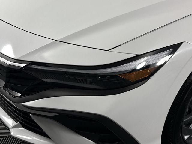 Used 2025 Hyundai Elantra Hybrid For Sale in Indianapolis, IN