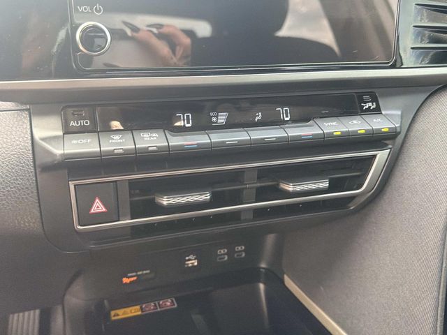 Used 2025 Toyota Camry Sedan