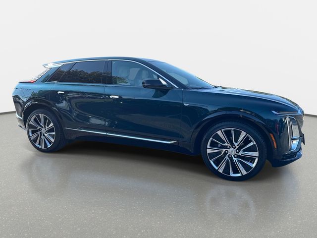 Certified Used 2025 Green Cadillac Luxury image 7