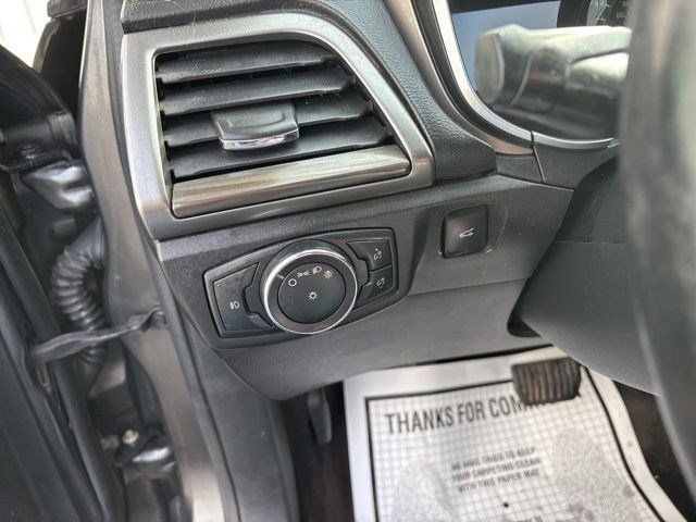 2017 Ford Fusion SE photo