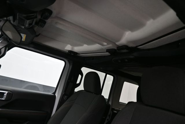 Used 2025 Jeep Wrangler SUV