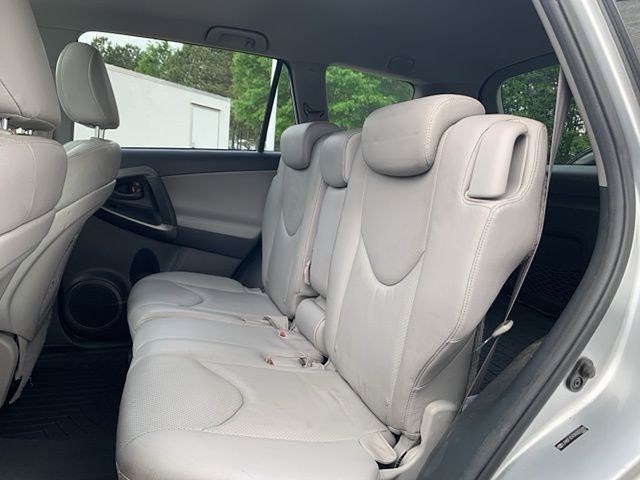 2010 Toyota RAV4 Limited photo