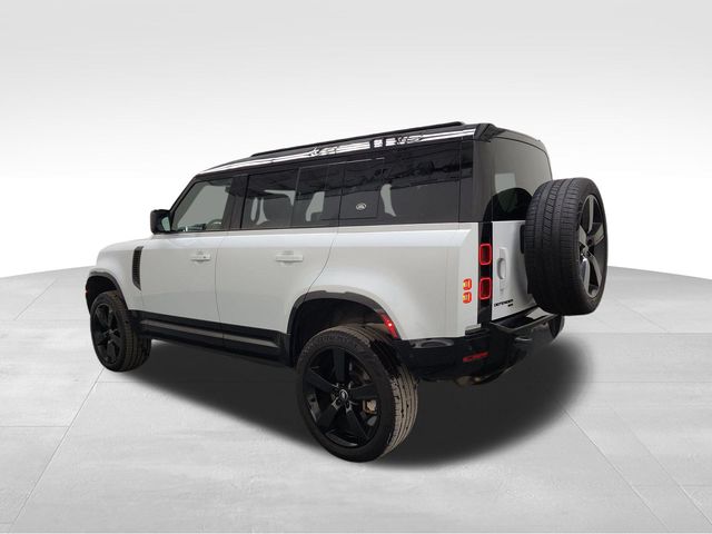 2023 Land Rover Defender 110 X-Dynamic SE 2