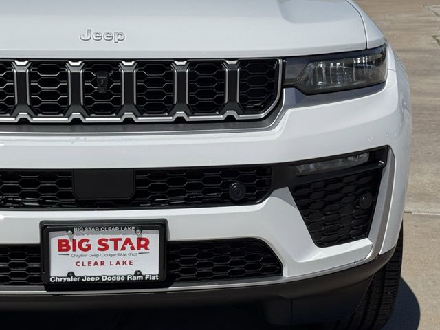 2026 Jeep Grand Cherokee L Limited White/off-white at Mac Haik CDJR North Houston