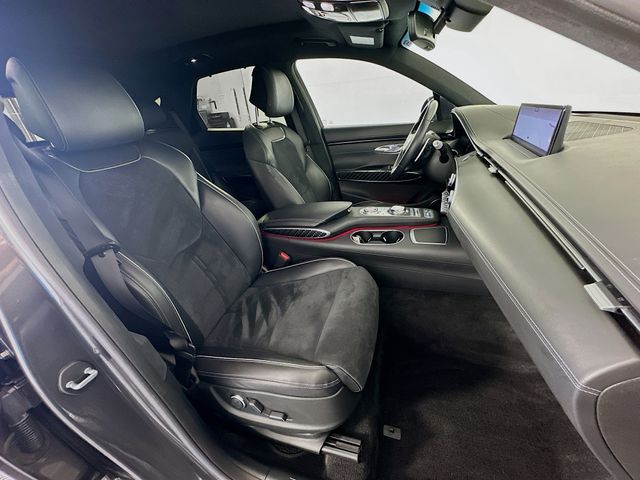 Thumbnail: 2022 Genesis GV70 - 29