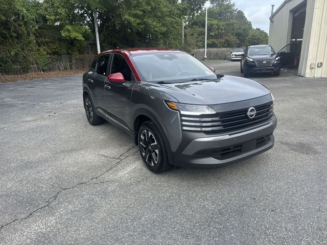 Used 2025 Gray Nissan SV image 3