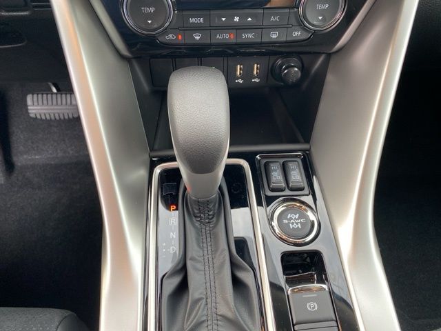 MitsubishiEclipse Cross29