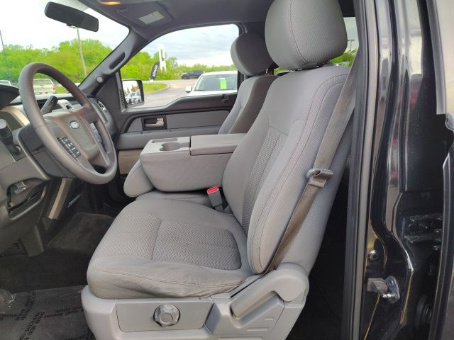 Used 2014 Black Ford XLT image 14