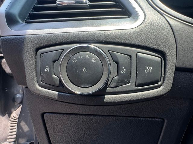 Used 2024 Gray Ford SEL image 22