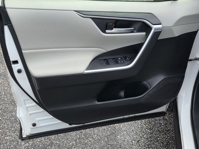 Used 2020 Toyota RAV4 SUV