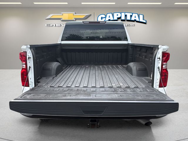 Used 2024 White Chevrolet Custom image 33
