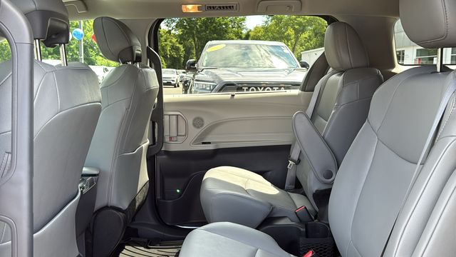 Used 2024 Toyota Sienna Van