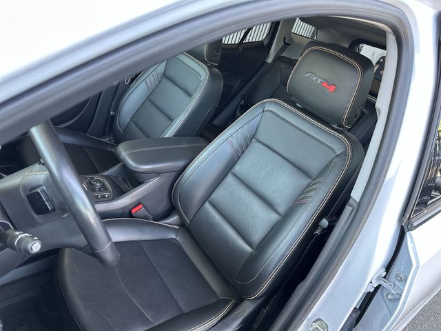 Used 2022 White GMC AT4 image 12