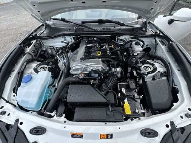 Used 2024 White Mazda Grand Touring image 26