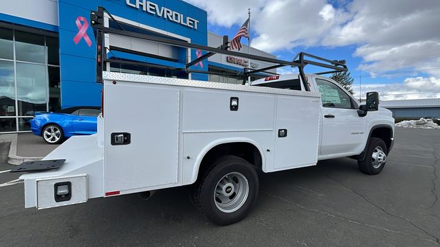 2023 Chevrolet Silverado 3500HD Work Truck 2