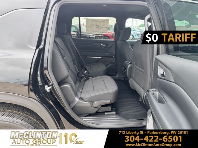 2025 Mosaic Black Metallic Chevrolet Traverse LT AWD SUV