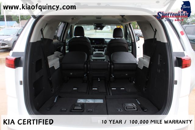 Used 2024 Kia Carnival Van