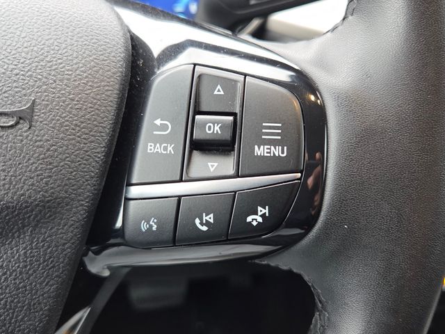 Used 2022 Silver Ford SEL image 22